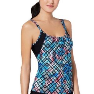 Go Gossip multi color tankini size L